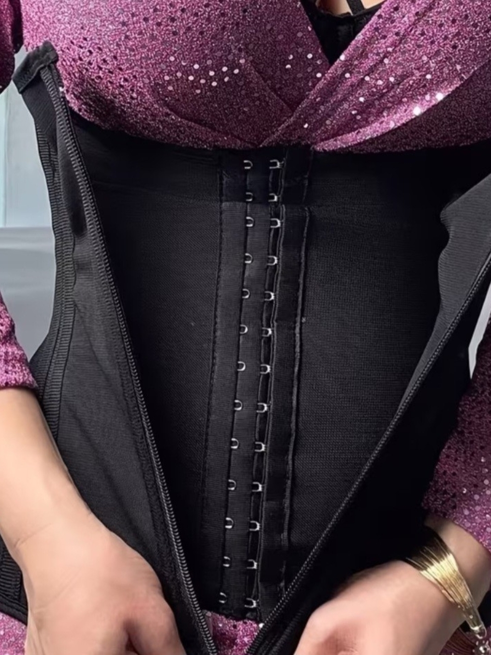 Black Front-Hook Waist Trainer